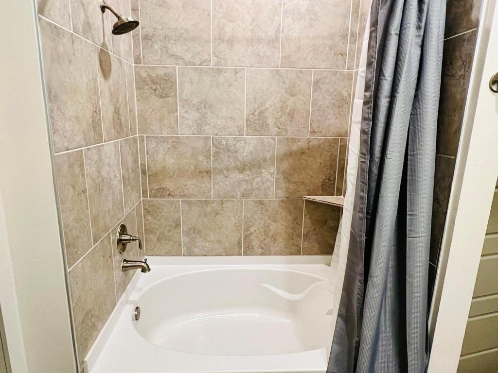 Downtown Apt Free Parking - Pool - Gym - Fully Kitchen Хьюстон Экстерьер фото