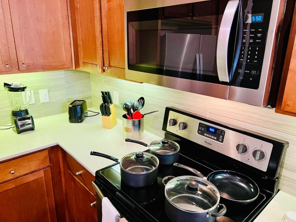 Downtown Apt Free Parking - Pool - Gym - Fully Kitchen Хьюстон Экстерьер фото